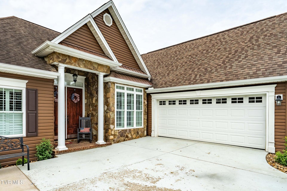 Photo #6: 1124 Martingale Square