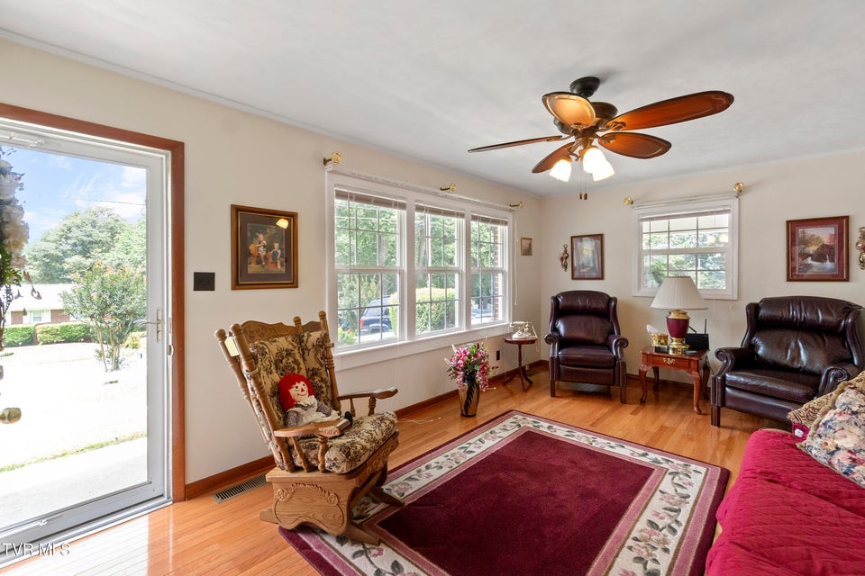 Photo #5: 126 Poplar Hill Drive