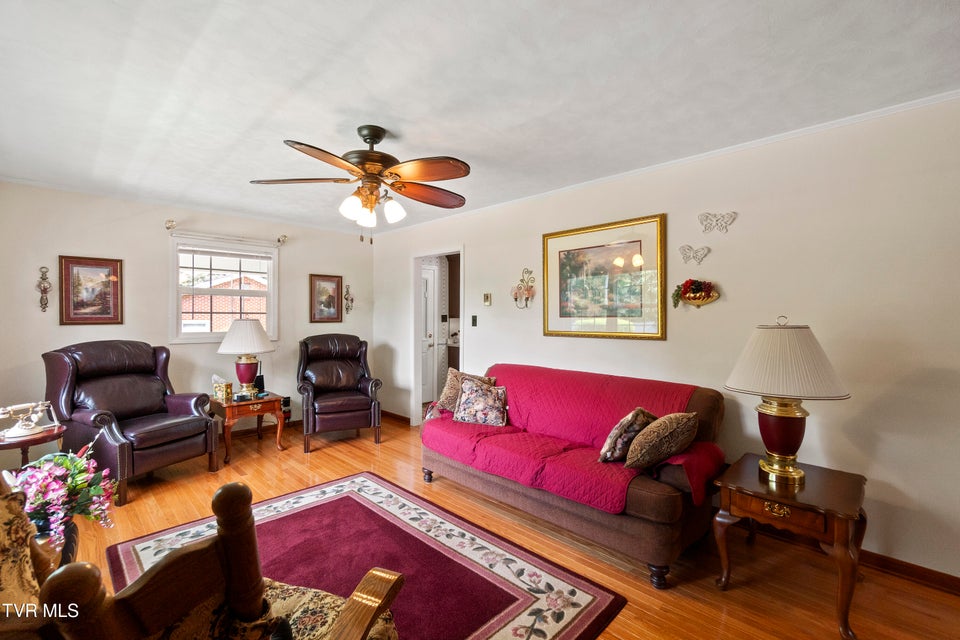 Photo #6: 126 Poplar Hill Drive