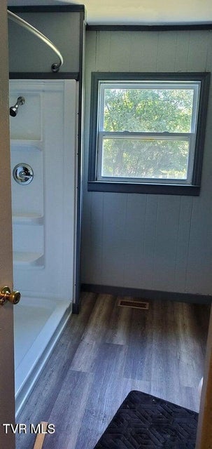 Photo #7: 1165 Bloomingdale Pike Pike