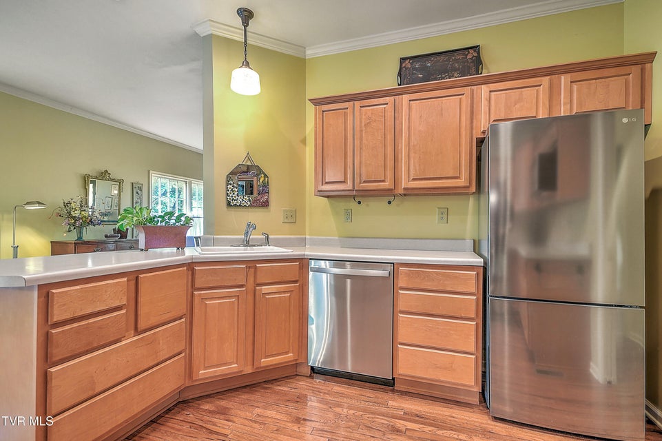 Photo #19: 4619 Merrywood Avenue