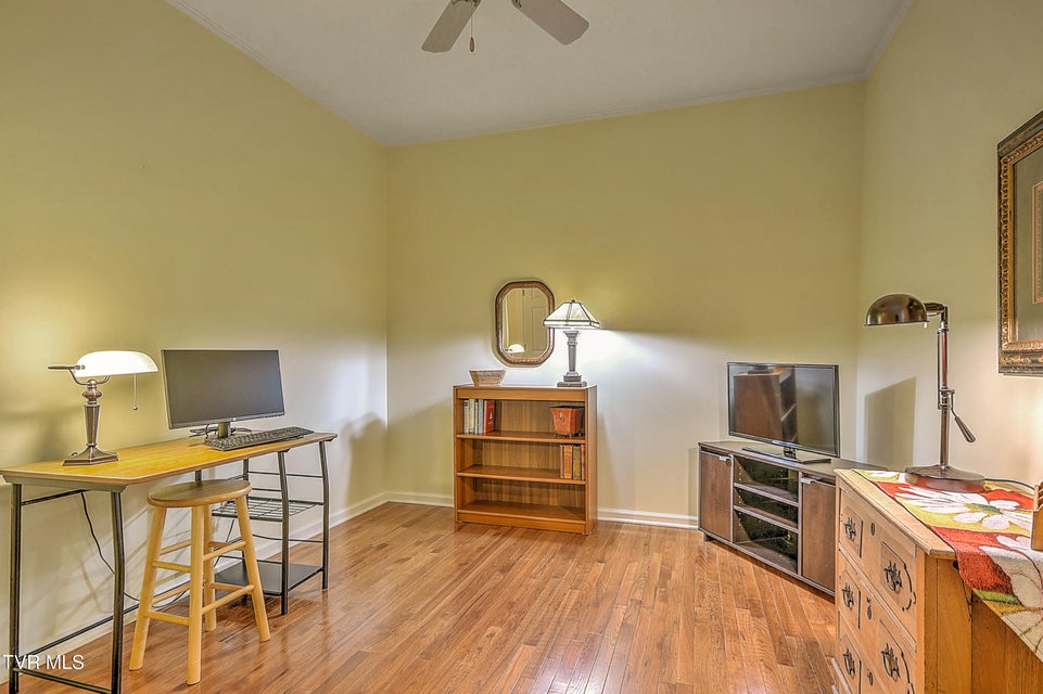 Photo #22: 4619 Merrywood Avenue