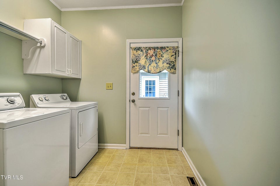 Photo #29: 4619 Merrywood Avenue