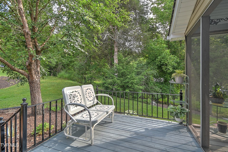 Photo #39: 4619 Merrywood Avenue