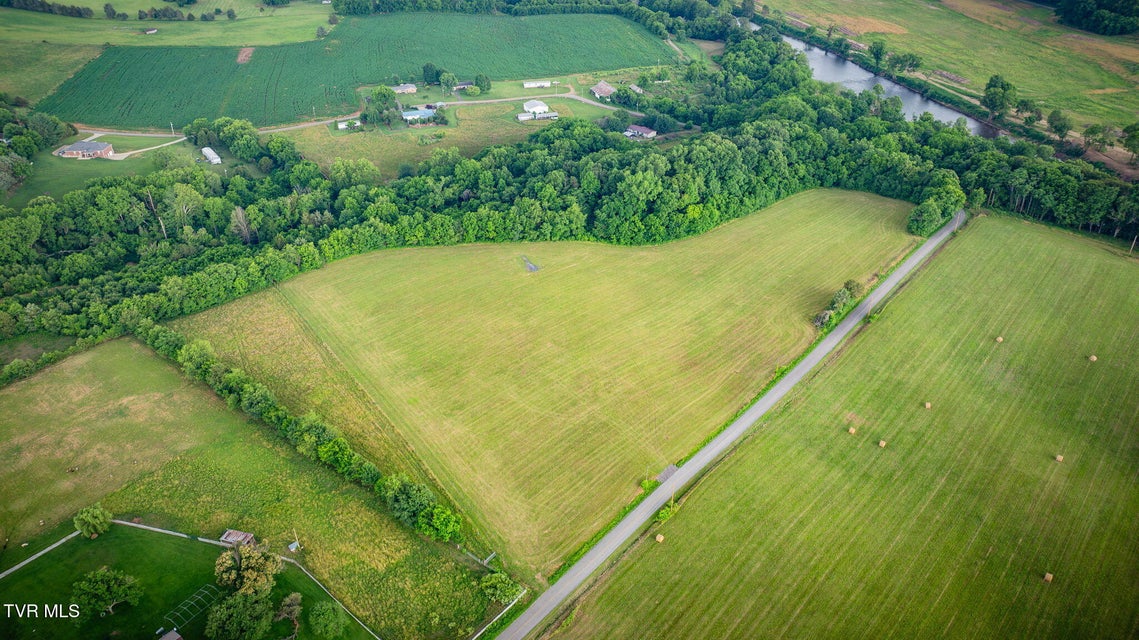 Photo #3: 185 Lester Snapp Road