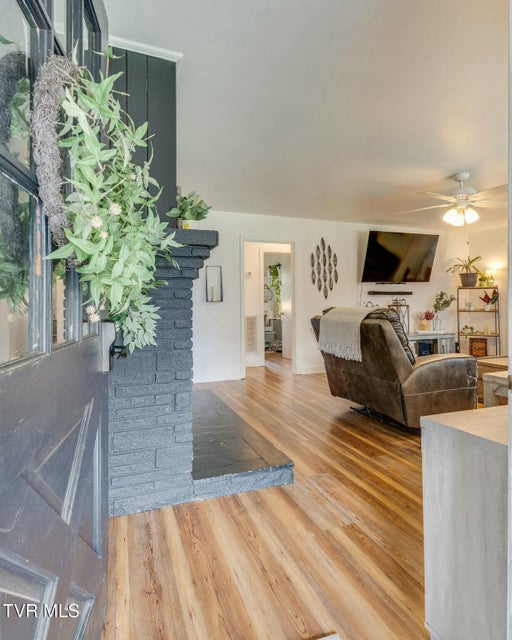 Photo #8: 987 Hairetown Road