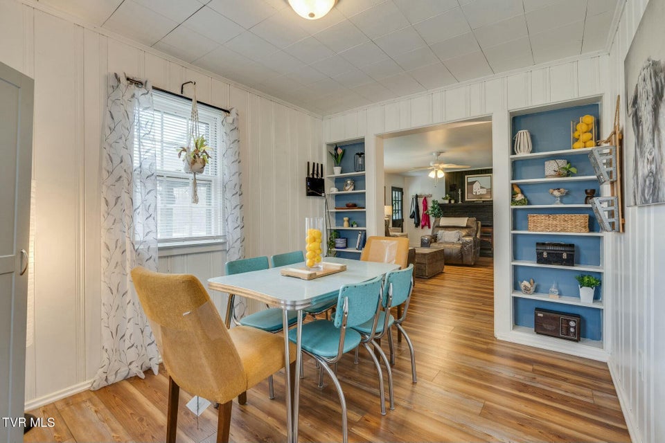Photo #13: 987 Hairetown Road