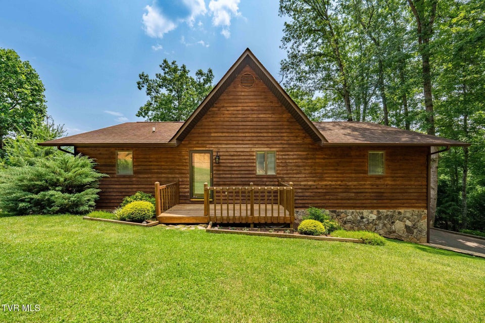 Photo #2: 196 Hiddenwood Drive