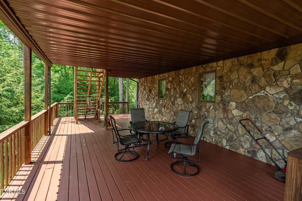 Photo #14: 196 Hiddenwood Drive