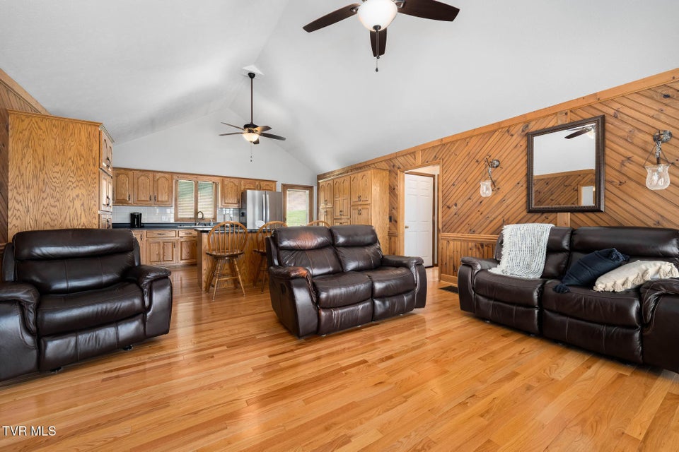 Photo #23: 196 Hiddenwood Drive