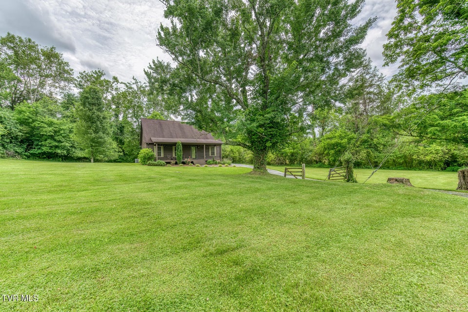 Photo #40: 2142 Dave Buck Road