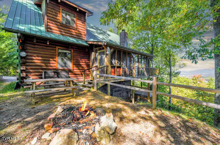 Photo #2: 3831 Glenview Way
