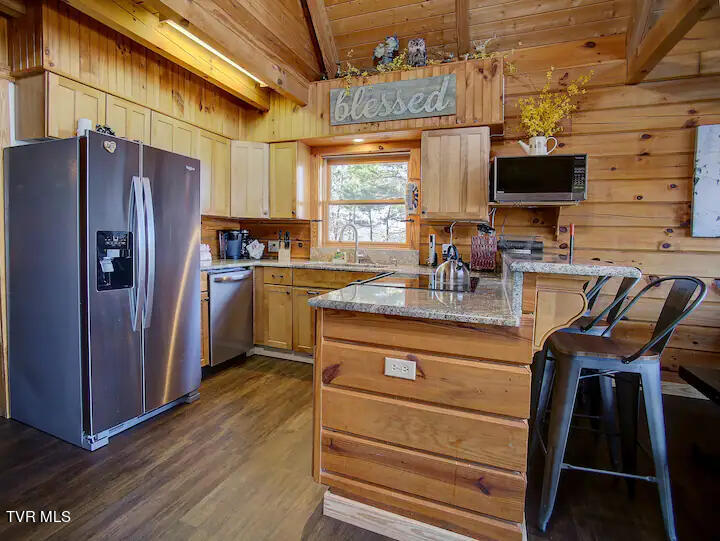 Photo #9: 3831 Glenview Way
