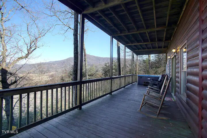 Photo #26: 3831 Glenview Way