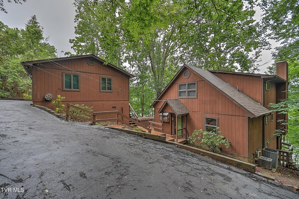 Photo #3: 490 Hideaway Farm Road
