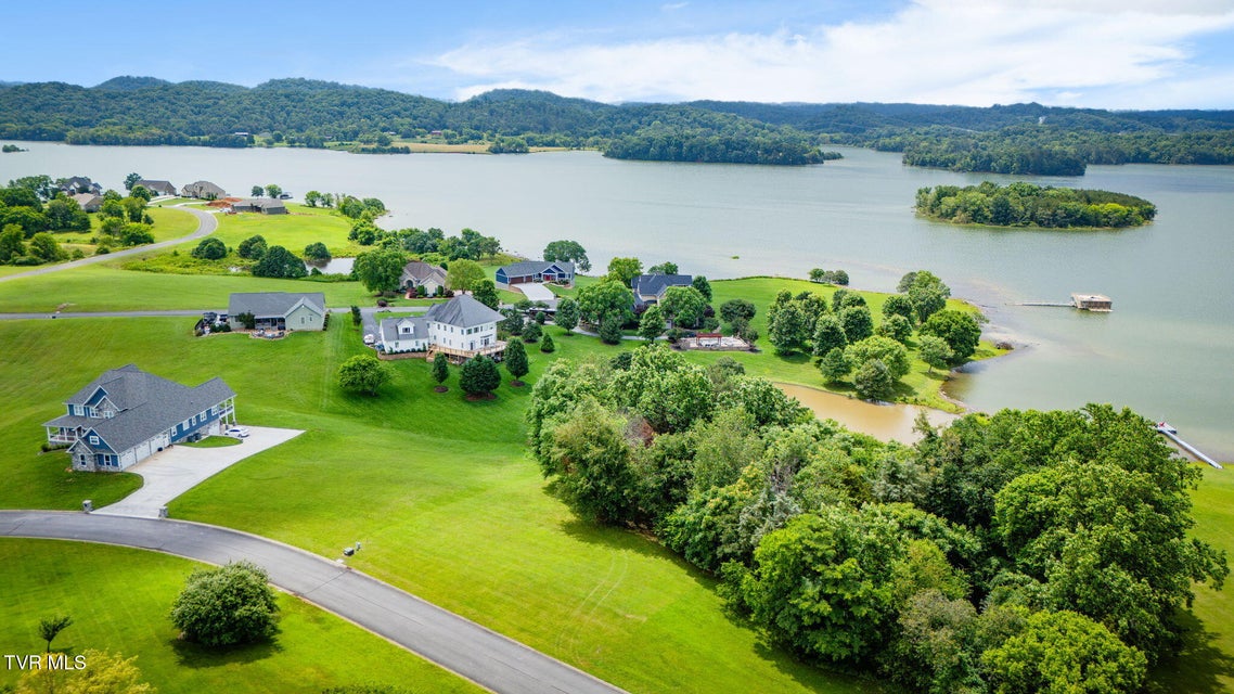 Photo #10: 4064 Paradise Drive