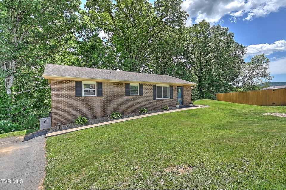Photo #2: 941 Ragle Street