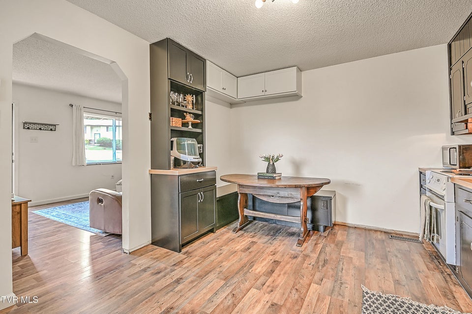 Photo #9: 941 Ragle Street