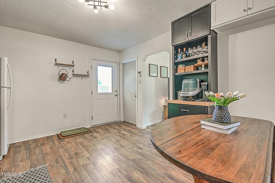 Photo #12: 941 Ragle Street