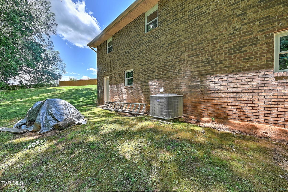 Photo #35: 941 Ragle Street