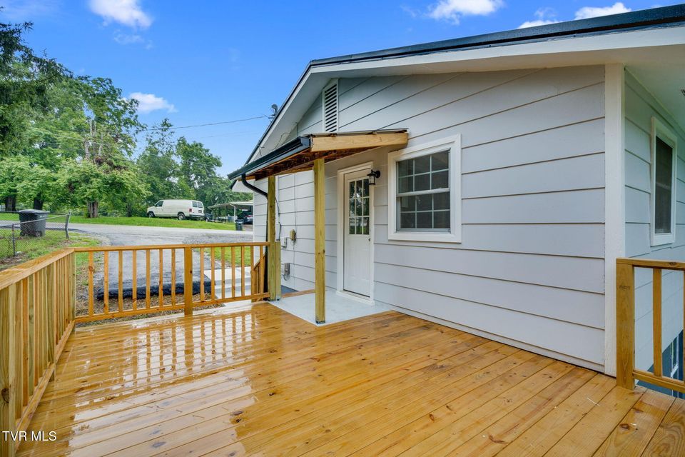 Photo #22: 313 Morelock Street