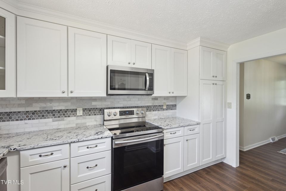 Photo #4: 18134 Cleveland Road