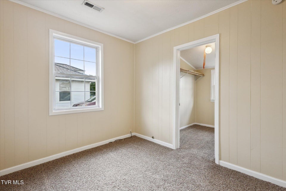 Photo #12: 1449 Sevier Avenue
