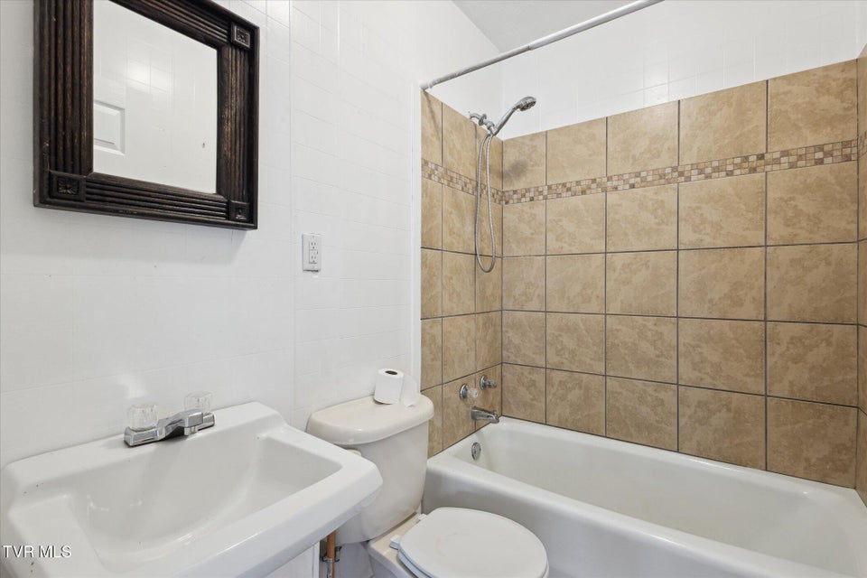 Photo #15: 1449 Sevier Avenue