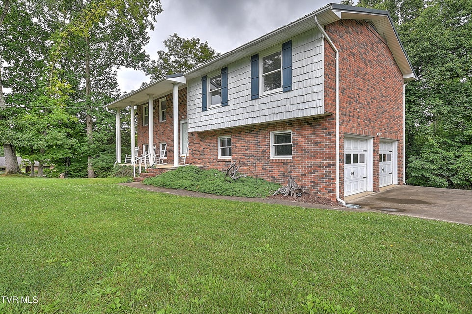 Photo #3: 205 Pond Springs W Road