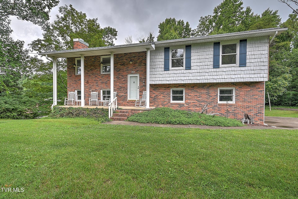 Photo #2: 205 Pond Springs W Road