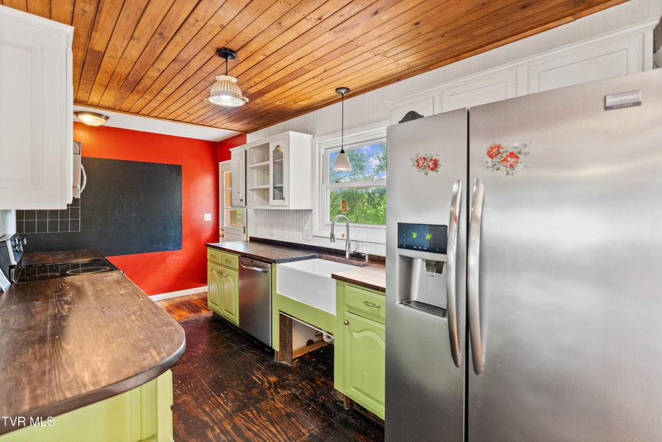 Photo #7: 1405 Brentwood Drive