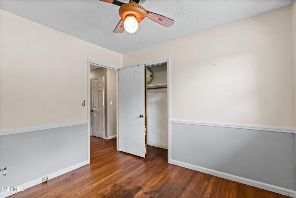 Photo #11: 1405 Brentwood Drive