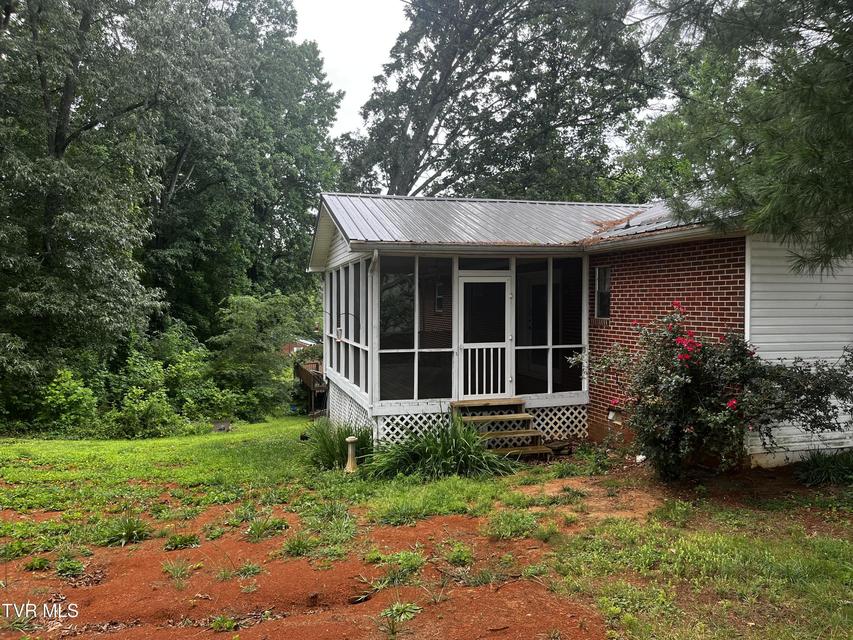 Photo #6: 146 Hilldale Avenue