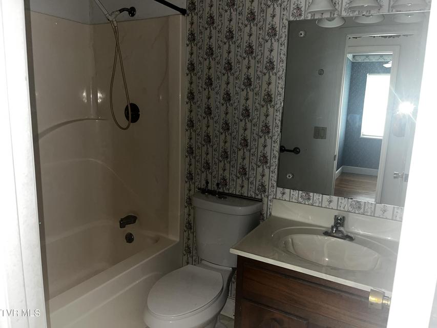 Photo #16: 146 Hilldale Avenue