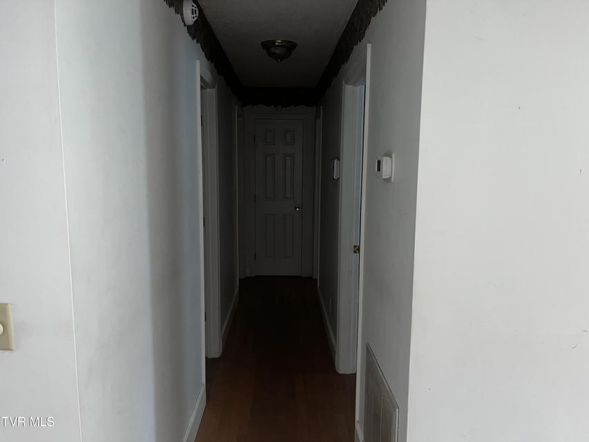 Photo #13: 146 Hilldale Avenue