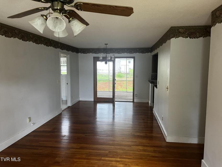 Photo #8: 146 Hilldale Avenue