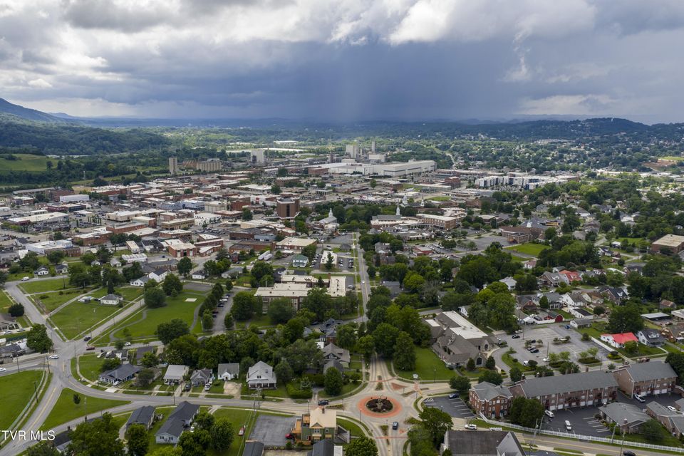 Photo #68: 801 Watauga Street