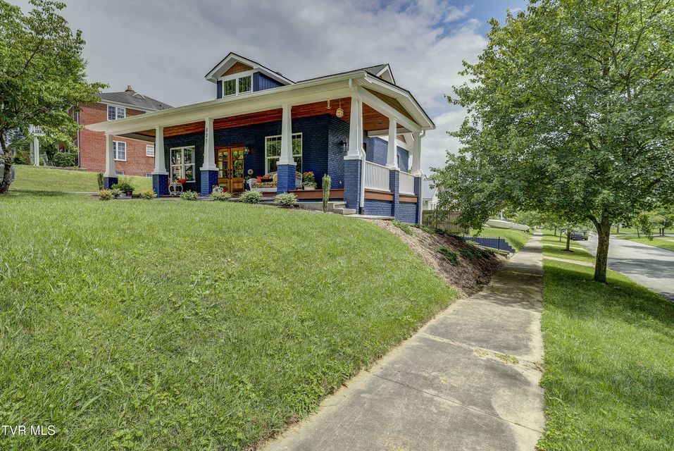 Photo #5: 801 Watauga Street