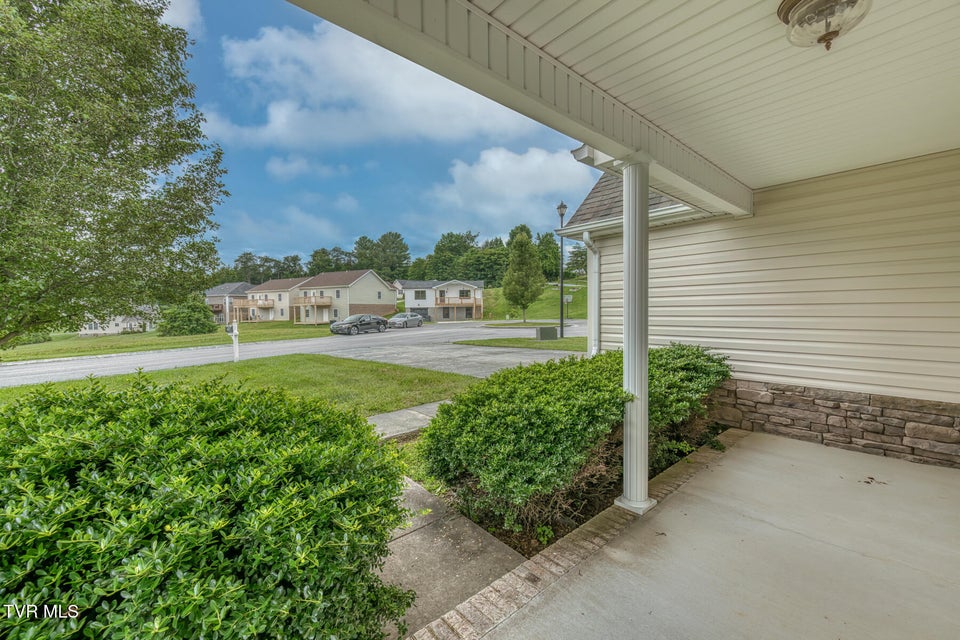Photo #4: 250 Bradford Lane