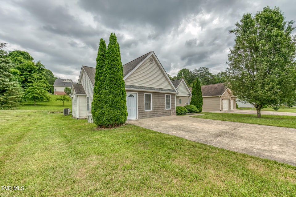Photo #28: 250 Bradford Lane