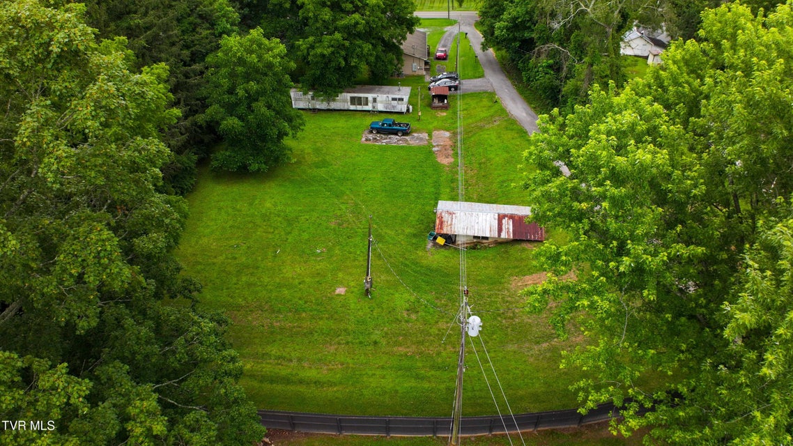 Photo #13: 1014 Lynn Drive