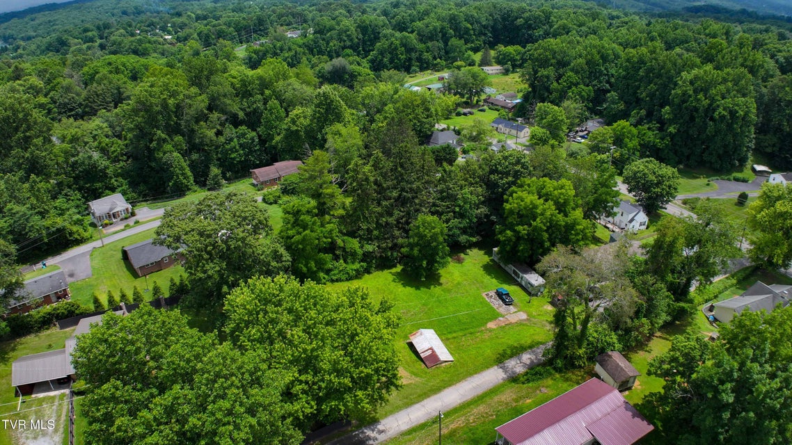 Photo #16: 1014 Lynn Drive