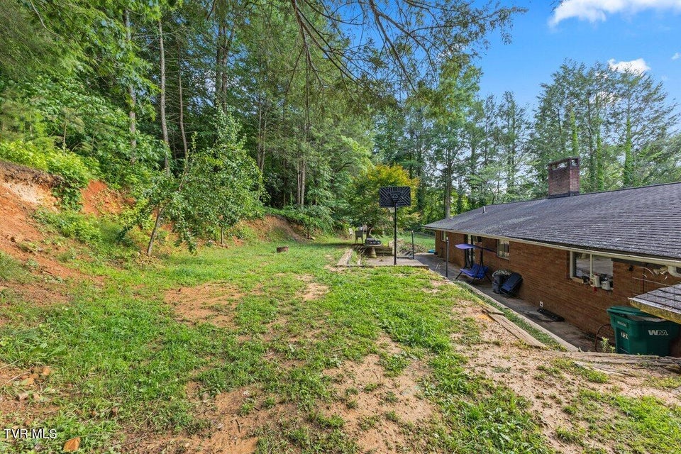 Photo #18: 720 Holly Ave