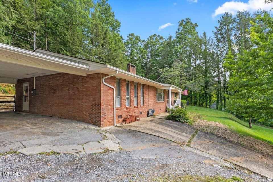 Photo #3: 720 Holly Ave