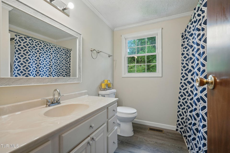 Photo #16: 271 Anderson Street
