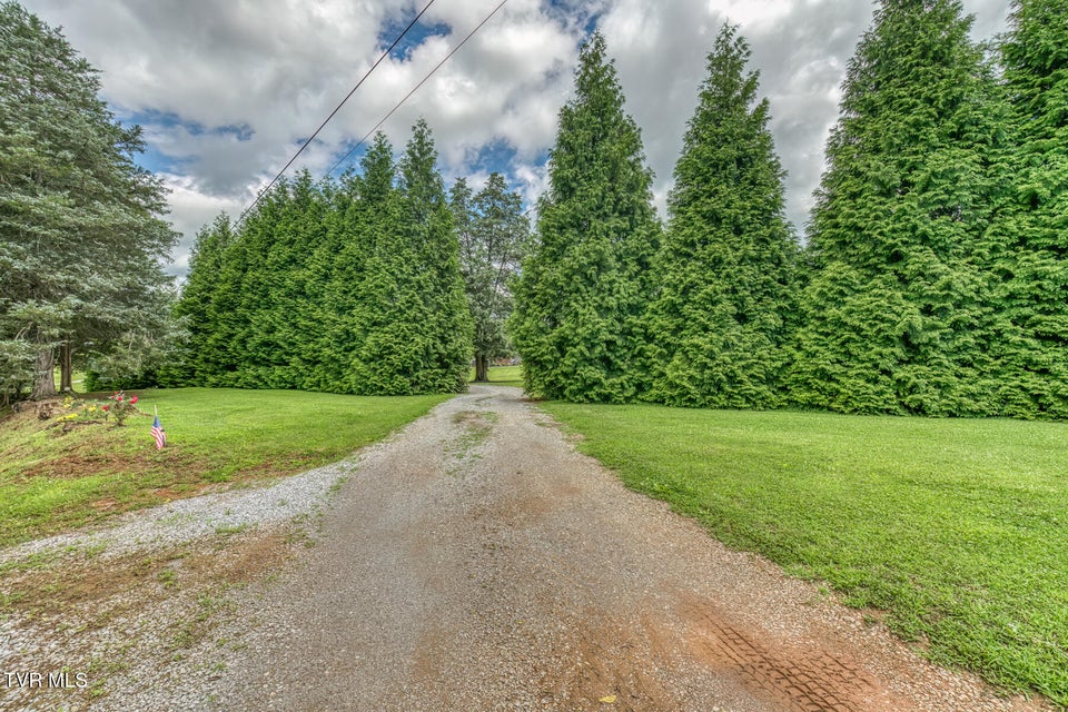 Photo #38: 577 Way Cross Road