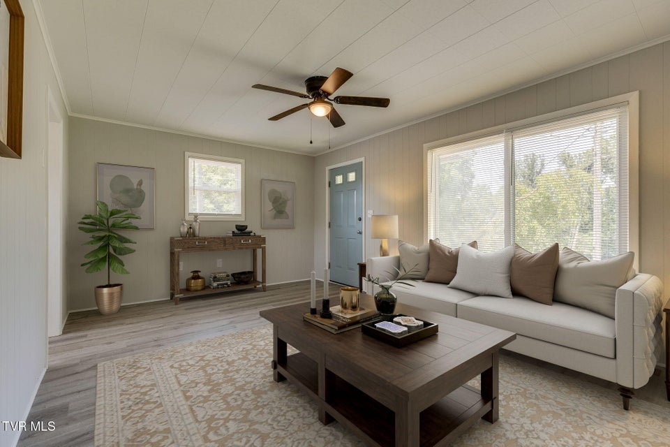 Photo #6: 3909 Bond Drive