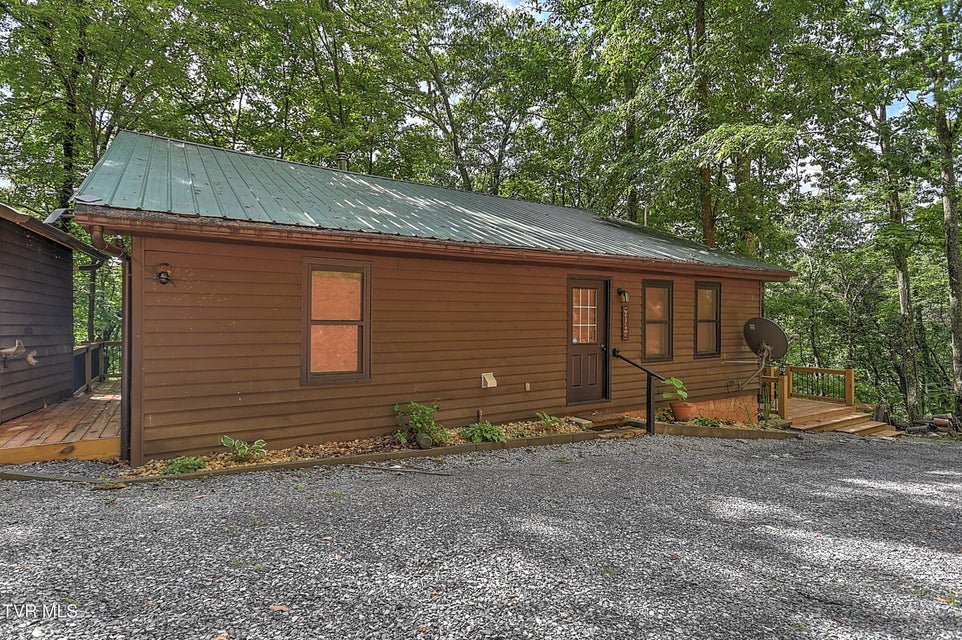 Photo #2: 1521 Barrett Hollow Road