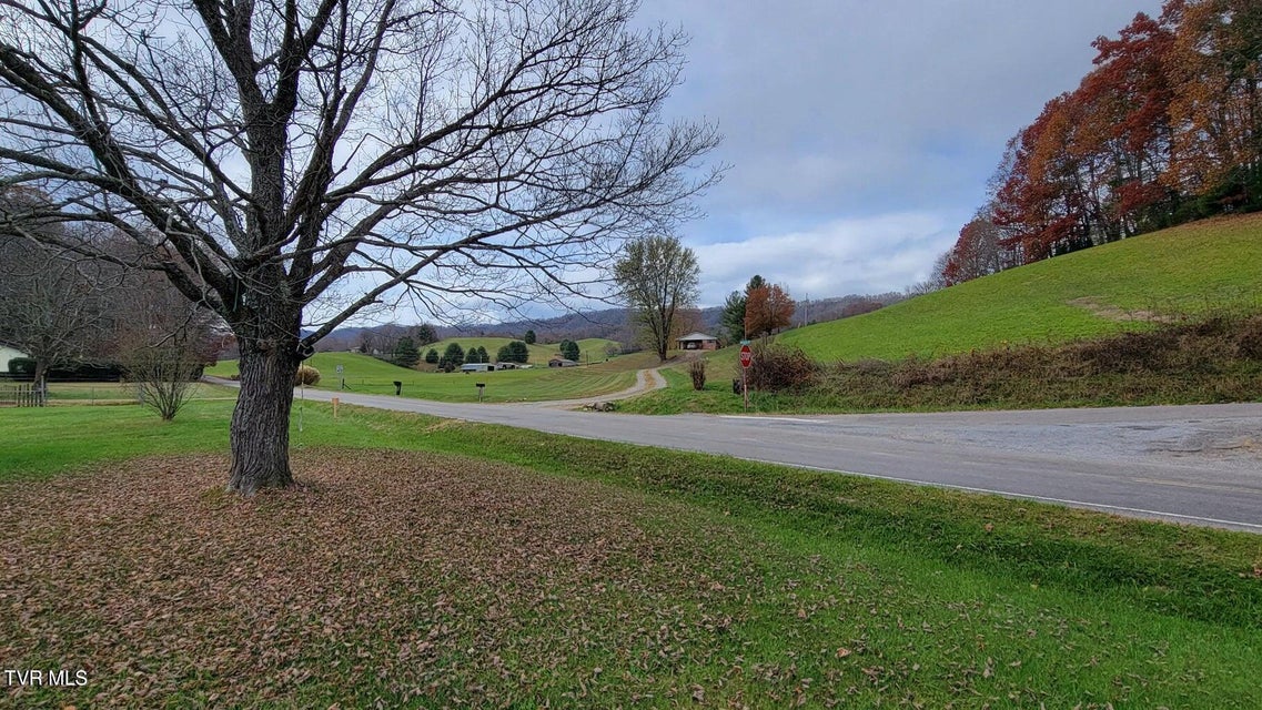 Photo #20: 2079 Jenkins Hollow Road