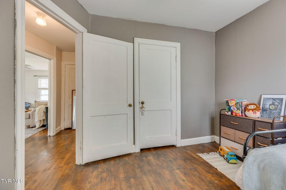 Photo #17: 49 24th Street
